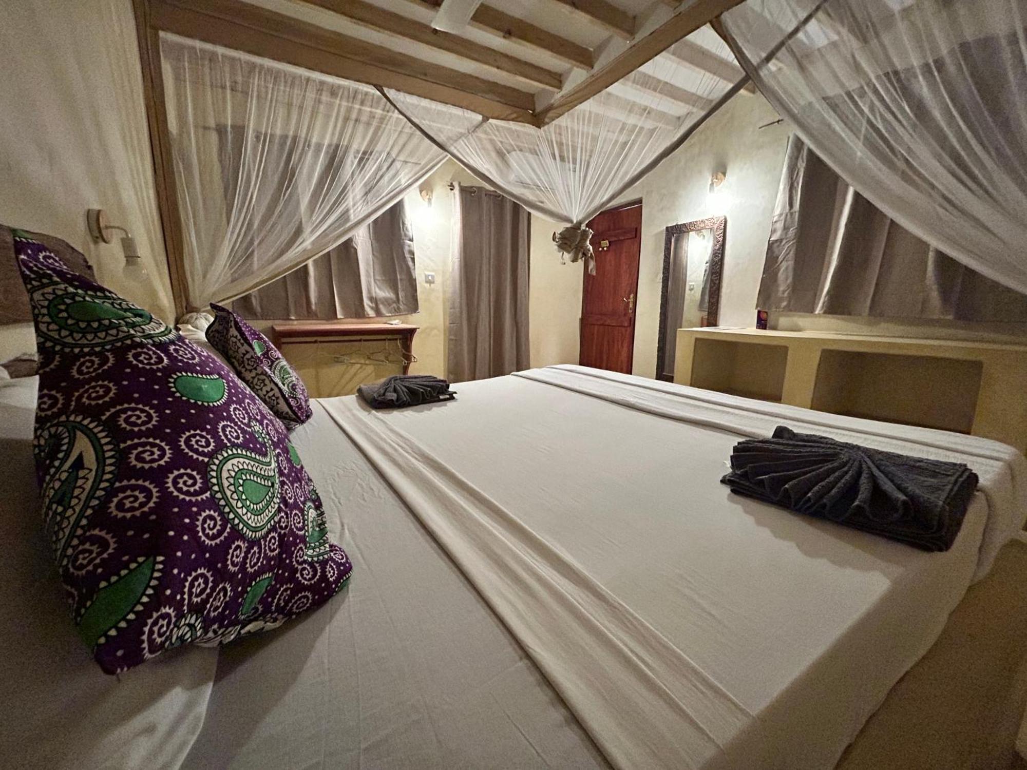 Bahari Beach Bungalows Jambiani  Exterior photo
